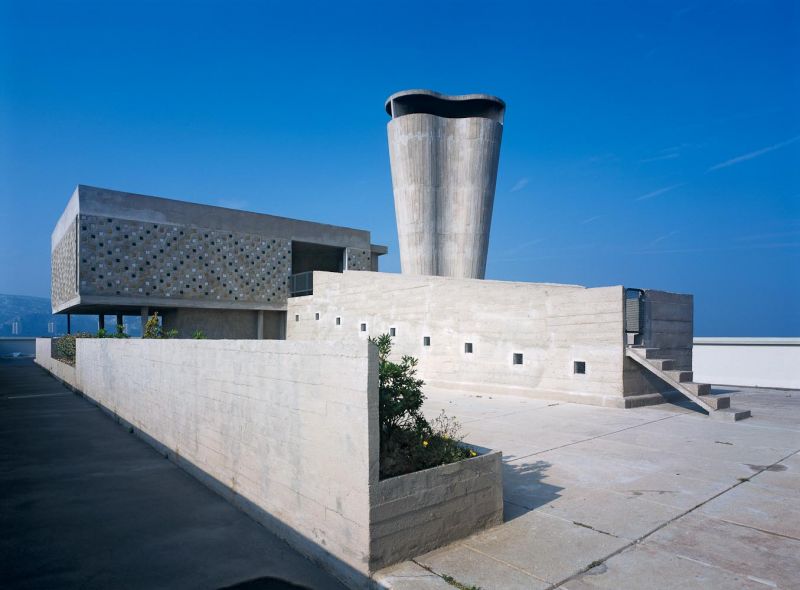  Unite de habitation, Le Corbusier, Marseilles, France