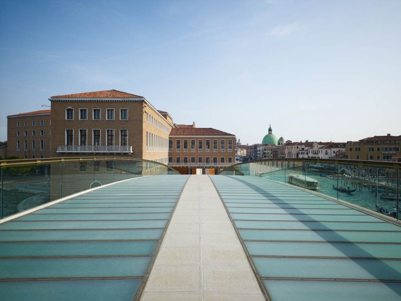  Ponte della Costituzione crossing the Canale Grande, Santiago Calatrava, Venice, Italy