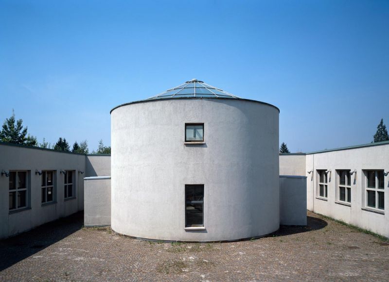 Scuola Elementare, Aldo Rossi, Fagnano Olona, Italy