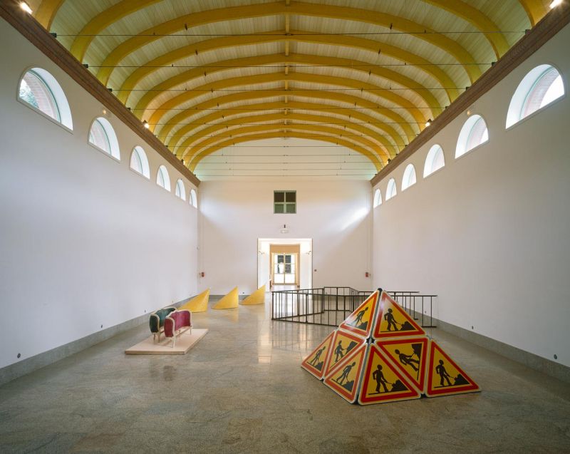 Contemporary art museum, Aldo Rossi, Lac de Vassivere, France