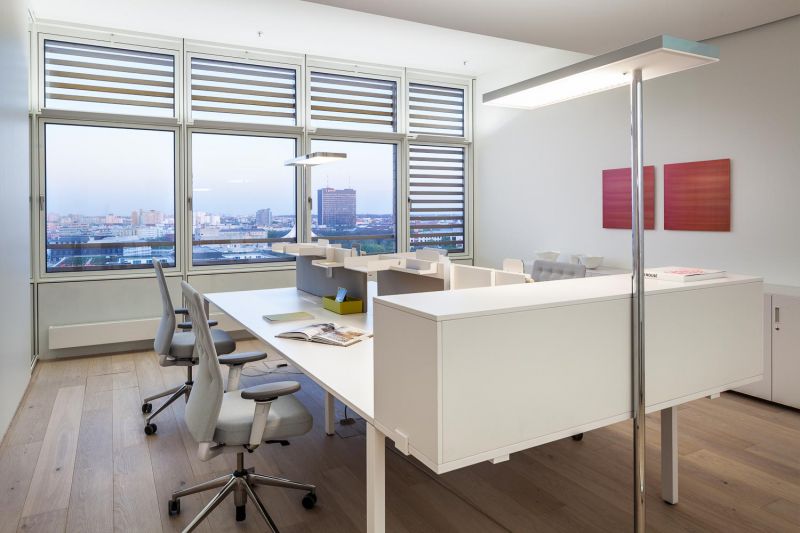 Model office, Atrium Tower C1, Potsdamer Platz, Berlin, Germany,  Design: BaumgartenSimon Architekten in collaboration with Renzo Piano Building Workshop and citizenoffice