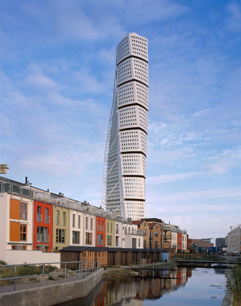 Turning Torso | Office   Apartment building, Santiago Calatrava, Malmoe, Sweden