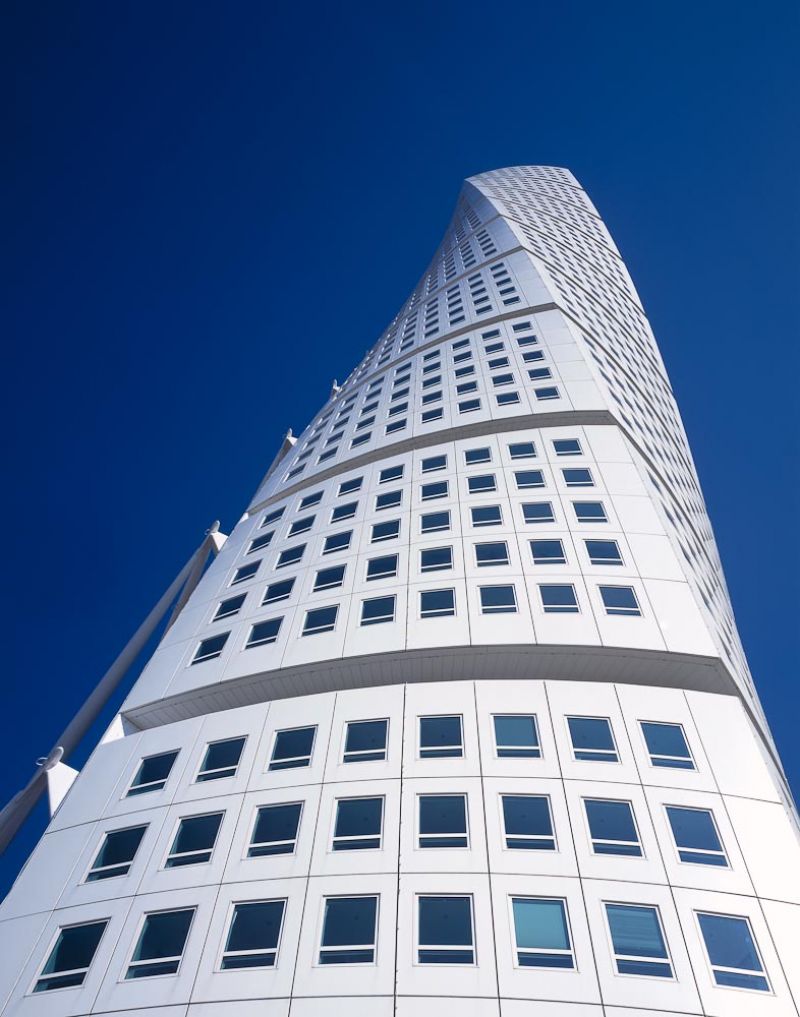 Turning Torso | Office   Apartment building, Santiago Calatrava, Malmoe, Sweden
