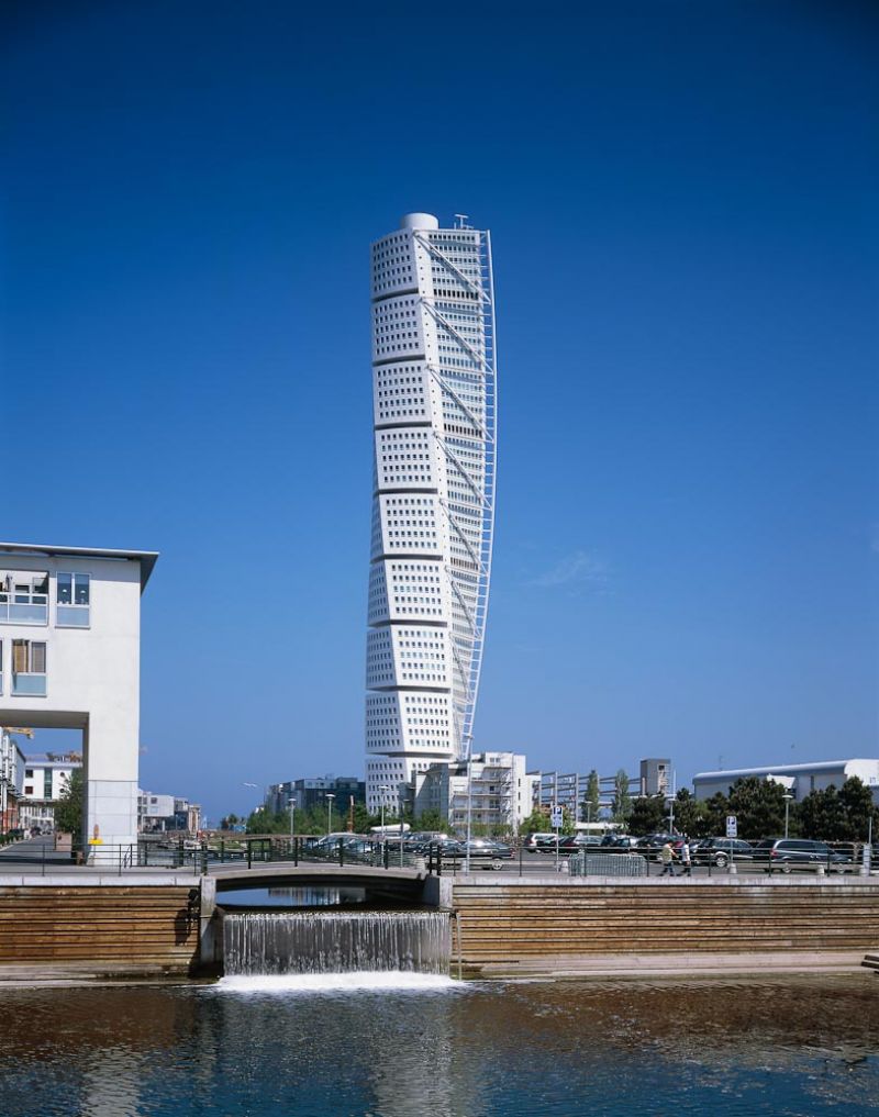 Turning Torso | Office   Apartment building, Santiago Calatrava, Malmoe, Sweden