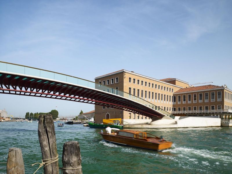  Ponte della Costituzione crossing the Canale Grande, Santiago Calatrava, Venice, Italy